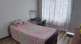 Habitación con entrada independiente